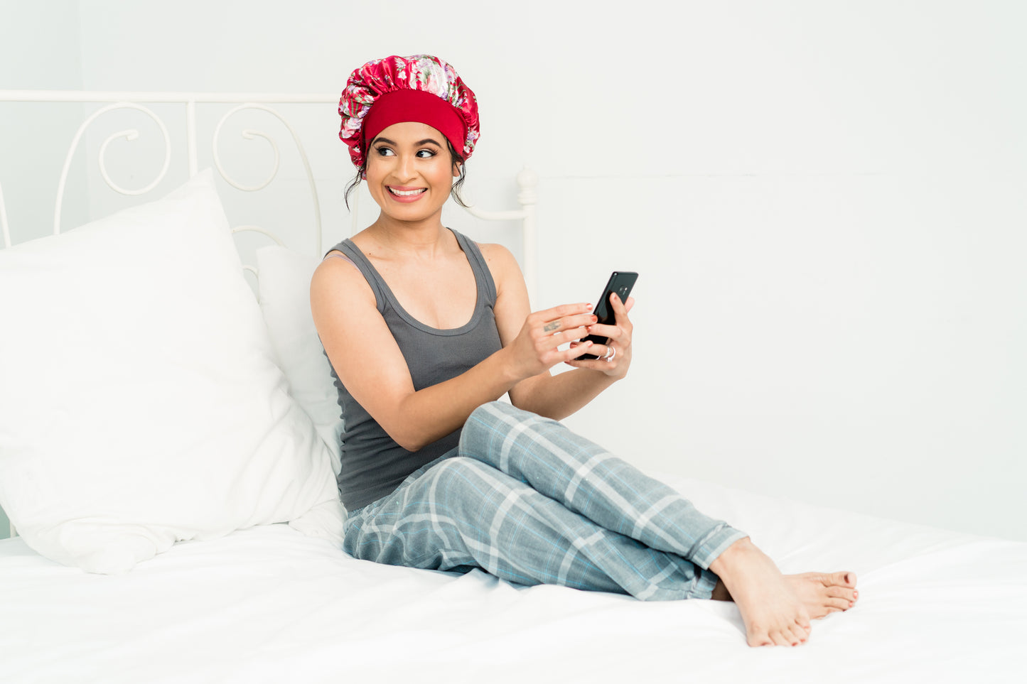 Satin-Lined Bonnet With Floral Pattern | Sophia