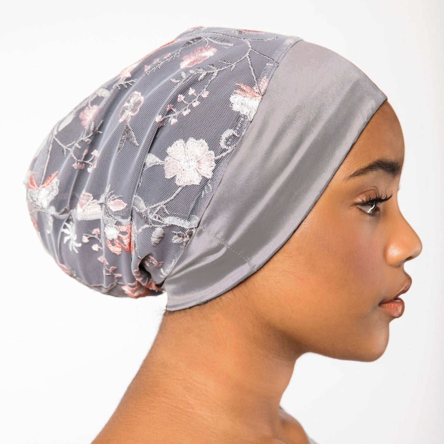 Embroidered Floral Mesh Satin-Lined Bonnet with a Silver Gray Band | Noelle