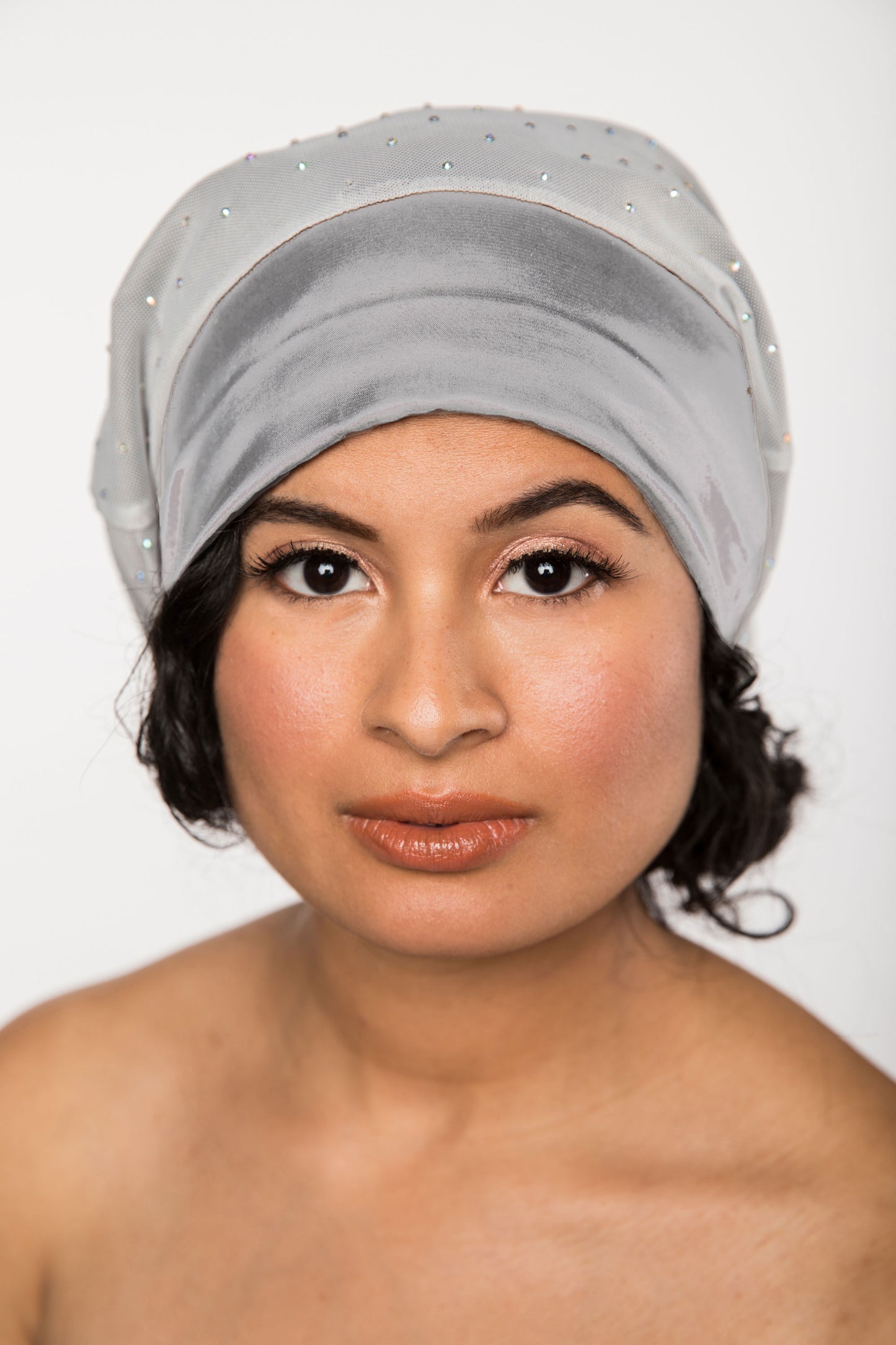 Silver Mesh Satin-Lined Bonnet with a Silver Gray Band | Angel
